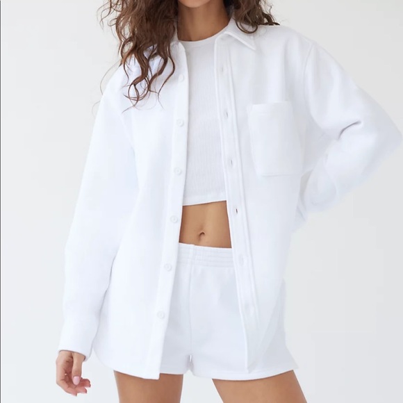 Aritzia TNA Cozy Mega Button-Up in Heather Light Oatmeal - Picture 8 of 9